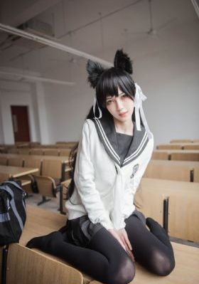 女大学生沙龙市